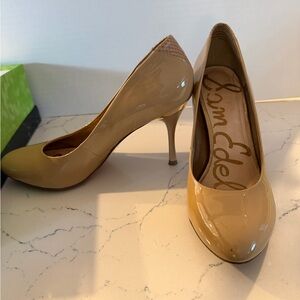 Sam Edelman Beige Patent Leather Heels